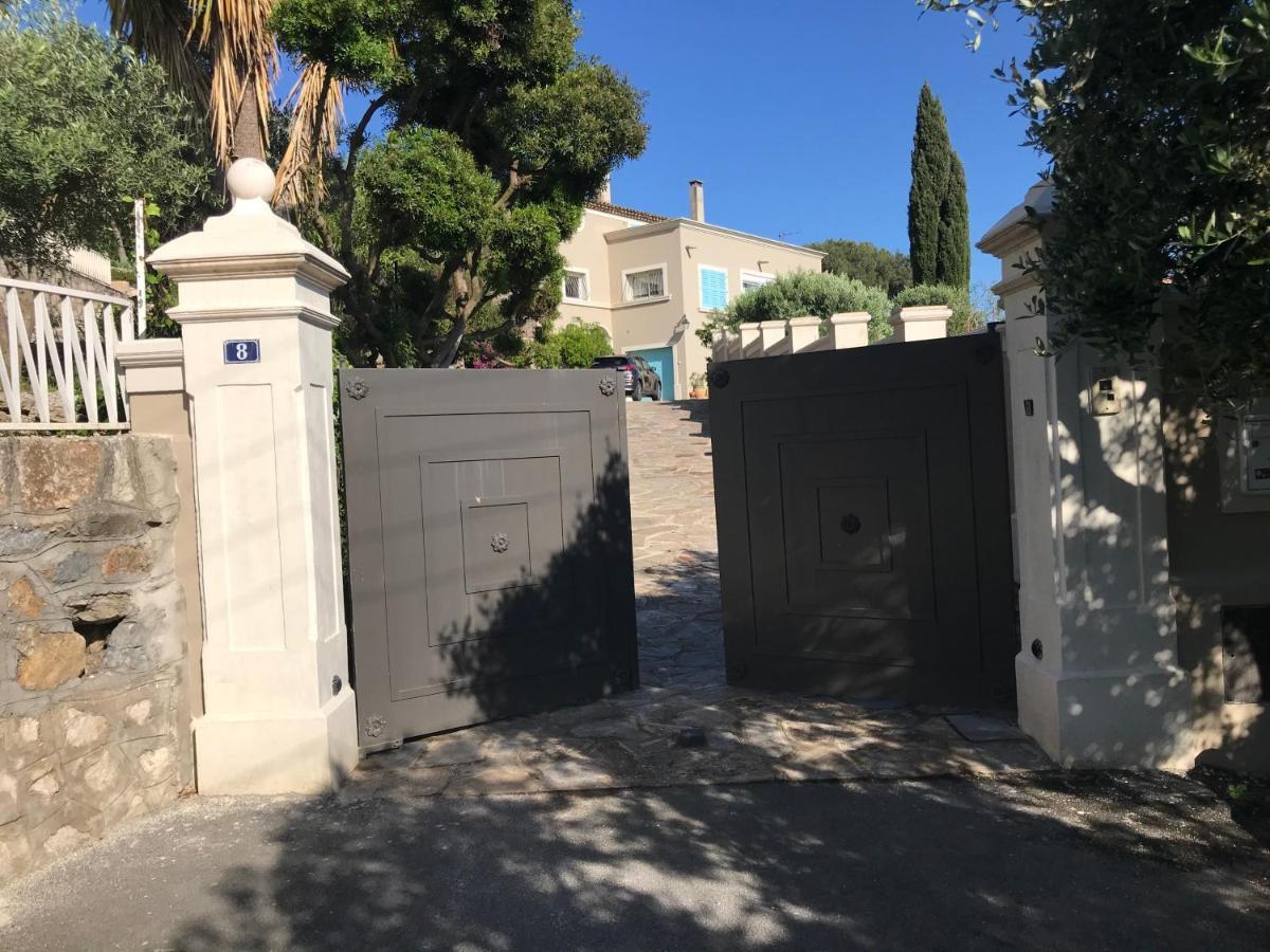 Les Trefles Hyères Exterior foto