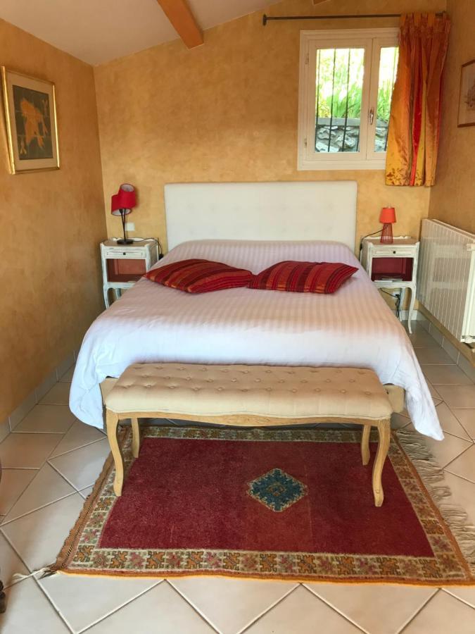 Les Trefles Hyères Exterior foto